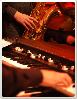 studiopros pianist/keyboard player